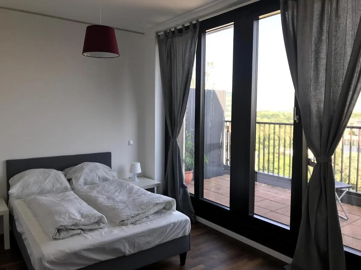 Supreme Sky Lofts - Lp12 Hotel Berlino 0*,